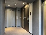 ウィーブベース上野ノース エレベーターホール付近の共用廊下