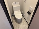 ジェノヴィア竹ノ塚 温水洗浄便座付きのコンパクトなトイレ空間
