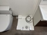 RAMIi板橋大和町 トイレの後ろに設置された洗濯機パン周辺の様子