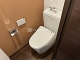 RAMIi板橋大和町 タンク一体型の温水洗浄便座とコンパクトなトイレ空間