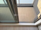 エスグランデ大森 大きな窓から光が入る明るいバルコニー空間