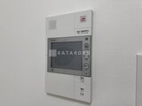 アルコバレーノ南千住 壁に埋め込まれたパナソニック製の液晶モニター付きインターホン