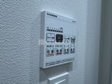 アルコバレーノ南千住 浴室乾燥機や暖房などの機能を備えた操作パネル