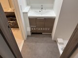 アルコバレーノ南千住 洗面台と収納がコンパクトにまとまった洗面脱衣室