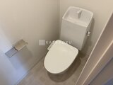 タスキスマート新大塚3 清潔感のあるトイレ空間、温水洗浄便座付きの洋式便器