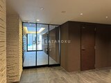 アーバネックス両国レジデンス モダンな雰囲気のエントランスホール