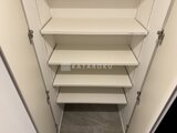 ガーデンザヴィス門前仲町 可動棚付きのクローゼット内部