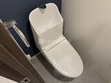 ラヴィエール荏原中延 白を基調とした最新式のトイレ空間