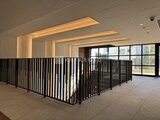 ザ・パークハビオ白金高輪 間接照明で演出した開放的なエントランスホール