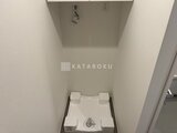 ザ・パークハビオ白金高輪 白を基調とした清潔感のあるトイレ空間
