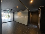 リクエスト東京西六郷 モダンな照明が映える落ち着いた雰囲気のエントランスホール