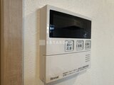 エルファーロ神宮前5 リンナイ製給湯器のコントロールパネル