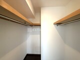 パークハビオ八丁堀 ウォークインクローゼット。